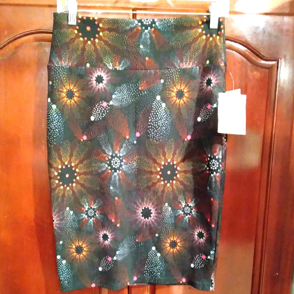 NWT LULA ROE skirt